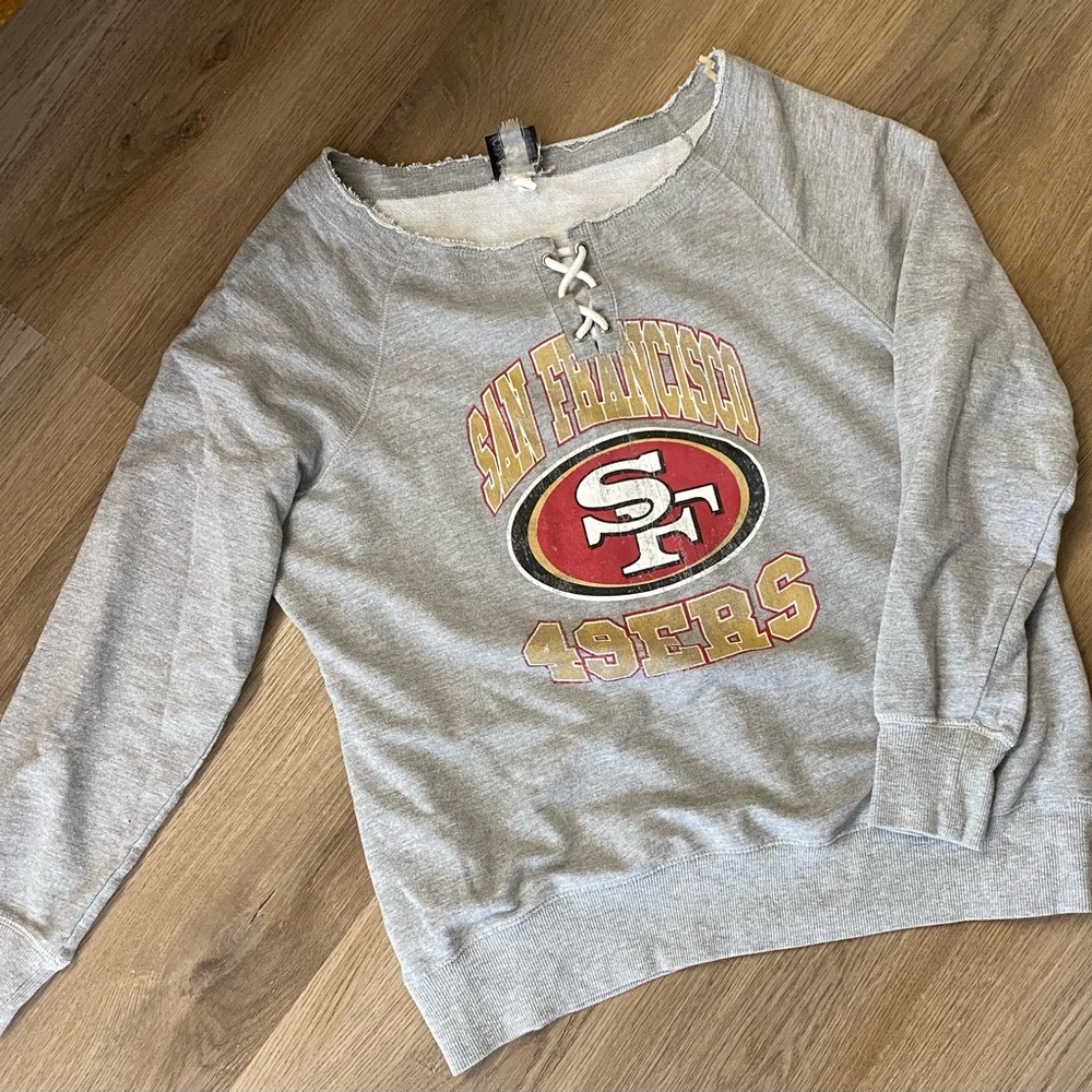 Women’s 49er Crewneck